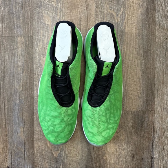 Nike Air Jordan Future Low Light Poison Green Pulse Camo - Picture 5 of 11